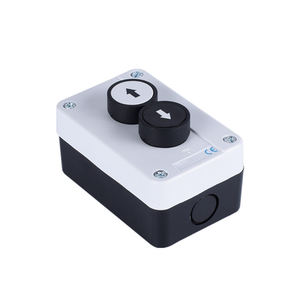 Interruptor de botón pulsador esencial para la creación de interfaces de control remoto personalizadas para la operación de maquinaria - Product Image 4