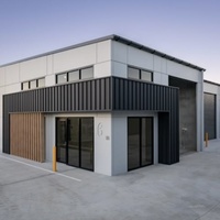 Système de construction en structure d'acier écologique, imperméable et haute résistance pour une utilisation industrielle, en usine, en bureau, en entrepôt, en abri pour voitures