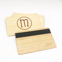 Carte RFID en bois personnalisée avec bande magnétique