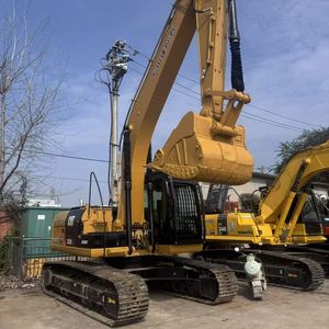 Excavatrice sur chenilles CAT 323d d'occasion puissante avec moteur CAT d'origine - Performances fiables - Product Image 1