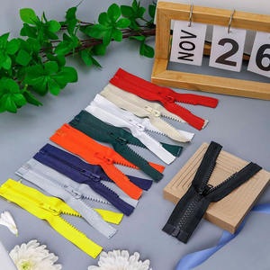 Sac cosmétique étanche à fermeture éclair, personnalisable, vente en gros d'usine, fermeture éclair en plastique à ouverture et fermeture pour vêtements, chaussures, articles ménagers et textiles - Product Image 6