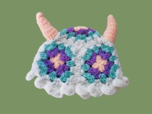 Gorro de Ganchillo Hecho a Mano para Niños con Bordado 3D |   Tela Acrílica 100% con Diseño de Animales Adorables, MOQ Bajo, Personalizable, para Niños Pequeños - Product Image 5