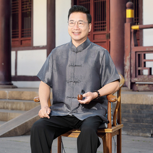 Costume Tang en soie chinoise pour hommes d'âge moyen et âgés, costume ethnique Hanfu à manches courtes et fin pour l'été - Product Image 3