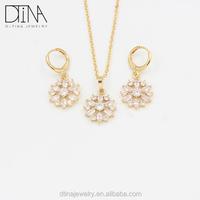 Perhiasan Set Emas 18k Bentuk Bunga Cantik Grosir Cina, Perhiasan Zirkonia