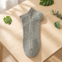 Chaussettes courtes personnalisées pour hommes, fines, douces, anti-odeur, respirantes, en fibre de bambou, noires, blanches, grises, pour un usage quotidien décontracté