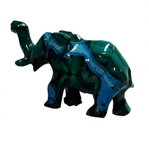 Figurine d'éléphant sculptée en malachite naturelle pour la décoration et la vente en gros de bijoux - Product Image 1