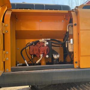 Excavatrice sur chenilles Hyundai 210-9 d'occasion bien entretenue, faible nombre d'heures de travail, en stock - Product Image 6