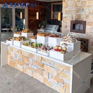 XINGPAI Ensemble de présentoirs de <span class=keywords><strong>buffet</strong></span> pour la décoration de banquets de mariage, supports de présentation blancs en acrylique pour hôtel - Product Image 3