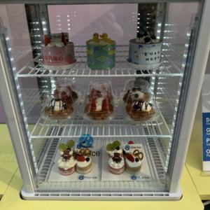 Design personnalisé Hôtel Dessert Shop Chariot de distributeur automatique Anti-rouille Métal Main Pousser Dessert Chariot pour Gâteau Crème Glacée 220V Nouveau Disponible pour - Product Image 5