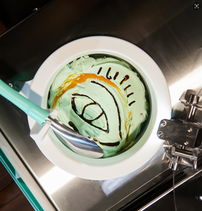 Nouvelle machine à glace de table Gelato 7L pour eau, yaourt, noix, lait, fruits, chocolat, légumes, maïs – Machine automatique à gelato et sorbet - Product Image 1