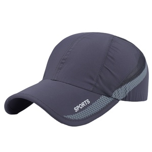 หมวกแก๊ปทรง Trucker 6 แผง ผ้าทวิลคอตตอนตาข่ายปักลายโลโก้ตามสั่ง หลายสี แต่งลายปักมือแบบ Oxford Dot Argyle - Product Image 1