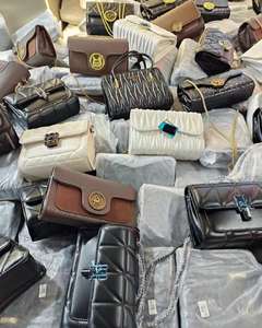 <span class=keywords><strong>Bolsos</strong></span> <span class=keywords><strong>de</strong></span> Marca Usados al por Mayor, <span class=keywords><strong>Bolsos</strong></span> <span class=keywords><strong>de</strong></span> Hombro, Ropa Usada para <span class=keywords><strong>Mujer</strong></span>, Surtido <span class=keywords><strong>de</strong></span> <span class=keywords><strong>Bolsos</strong></span> para <span class=keywords><strong>Mujer</strong></span> - Product Image 5