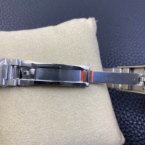 Logotipo personalizado especialmente diseñado para esta serie de productos al por mayor. Caja de reloj de madera verde de alta calidad y lujosa. - Product Image 3