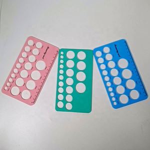 Pochoirs de <span class=keywords><strong>dessin</strong></span> en gros Outil de mesure souple Carte de taille Règle de mesure de mamelon de poitrine à bride en silicone réutilisable - Product Image 6