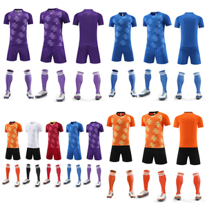 Jersey Olahraga Pria Remaja, Kaos Lari Atletik Bernapas, Celana Pendek dan Sweatshirt Ukuran Besar, Seragam Latihan Luar Ruangan - Product Image 1