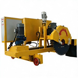 Scie à sol industrielle pour béton, asphalte et pierre, avec lame diamantée et entraînement électrique, pour la réparation des joints de dilatation routière - Product Image 1
