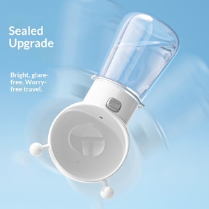 Bouteille d'eau portable pour animaux de compagnie - Hydratation instantanée à la simple pression d'un bouton pour votre compagnon à fourrure en déplacement - Product Image 1
