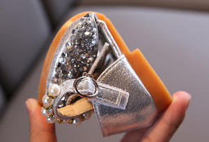 <span class=keywords><strong>Sandalias</strong></span> <span class=keywords><strong>de</strong></span> princesa <span class=keywords><strong>para</strong></span> niñas, zapatos <span class=keywords><strong>de</strong></span> verano <span class=keywords><strong>para</strong></span> niños, zapatos <span class=keywords><strong>de</strong></span> fiesta <span class=keywords><strong>de</strong></span> boda, zapatos planos suaves <span class=keywords><strong>de</strong></span> rendimiento, zapatos <span class=keywords><strong>de</strong></span> mariposa con diamantes <span class=keywords><strong>de</strong></span> baile <span class=keywords><strong>para</strong></span> niñas - Product Image 3