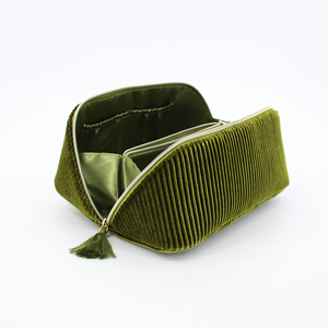 Pochette Cosmetica da <span class=keywords><strong>Viaggio</strong></span> Personalizzata Ecologica <span class=keywords><strong>in</strong></span> Velluto Stropicciato con Cerniera e Manico Morbido, Leggera per la Bellezza - Product Image 4