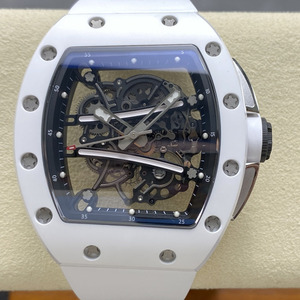Montre mécanique RM ultra-légère en fibre de carbone avec cadran à motif lézard vert, mouvement à remontage manuel, réserve de marche de 48 heures - Product Image 5