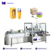 Machine d'emballage automatique de boîtes, machine d'emballage de bouteilles, boîtes à lunch, articles de première nécessité, machine d'emballage de cartons, machine de cartonnage verticale haute vitesse