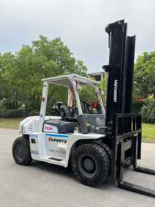 Chariot élévateur à contrepoids diesel d'origine japonaise TCM d'occasion 7 tonnes pour la manutention et le transport de matériaux dans les restaurants - Prix raisonnable - Product Image 2