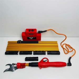 36V 4400Mah <span class=keywords><strong>Mochila</strong></span> portátil recargable <span class=keywords><strong>Tijeras</strong></span> <span class=keywords><strong>de</strong></span> jardinería <span class=keywords><strong>Tijeras</strong></span> <span class=keywords><strong>eléctricas</strong></span> <span class=keywords><strong>de</strong></span> <span class=keywords><strong>podar</strong></span> árboles frutales retráctiles - Product Image 3