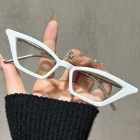 Gafas de Sol con Protección Anti Luz Azul y Marco de Ojo de Gato Rojo con Logotipo Personalizado al por Mayor, Gafas Ópticas de Moda para Mujer