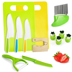 Ensemble de couteaux en plastique pour enfants réutilisables avec logo personnalisé, ensemble d'outils de découpe pour la cuisine, sûrs pour les enfants - Product Image 1