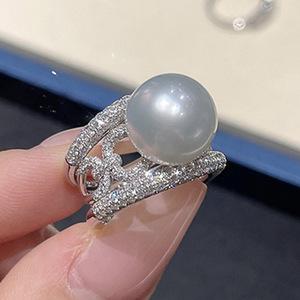 Anello Stile Perla per Donne, Elegante e Chic, Gioiello da Indossare Ogni Giorno, Regalo di Moda - Product Image 2