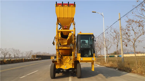 รถผสมคอนกรีตแบบโหลดเอง SLM4000S 4 ลูกบาศก์เมตร XCM-G กำลังขายดี - Product Image 5