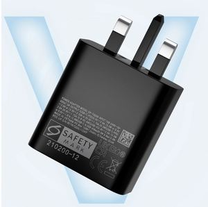 QC3.0 18W Dual Port <b>USB</b>-A/Type-C Magnetic Fast Charger with PC Fireproof Material for Laptops & Mobile Phones - Product Image 2