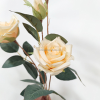 Meilleure vente de haute qualité 3 têtes simple longue tige Rose fleur soie Roses fleurs artificielles pour la décoration de la maison de mariage