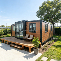 Maison conteneur extensible moderne préfabriquée étanche de 20, 30 ou 40 pieds, maison préfabriquée en acier léger, deux chambres, type « Granny Flat »