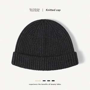 Bonnet en laine tricoté chaud pour femme, grande taille, effet amincissant, collection automne-hiver - Product Image 1