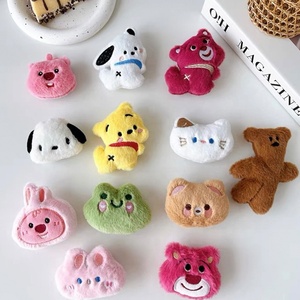 Soporte para Teléfono Móvil con Diseño Lindo, Peluches, Agarre Personalizado para Teléfono, Socket Popping como Regalo - Product Image 3