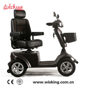 Scooter Eléctrico Portátil Wisking 4038 de Tamaño Mediano para Exteriores con Parabrisas y Techo para Golf, Carrito para Jardín - Product Image 3