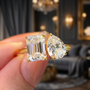 Anillo de Compromiso con Moissanita en Corte Esmeralda y Forma de Pera, Chapado en Oro de 18K, Engaste de Garras, Estilo Geométrico Clásico para Mujer, Regalo de Aniversario - Product Image 3