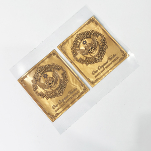 Etiquetas de Vino de Aluminio con Acabado Cepillado, Metal Dorado Electroplacado, Brillante, Plateado Mate, Adhesivos Anti-Rayones - Product Image 1