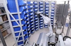 Fábrica farmacéutica Logística de almacén inteligente Navegación visual AGV Paletizado KUKA KR300 FANUC <span class=keywords><strong>Robot</strong></span> de alta carga - Product Image 2