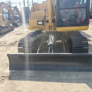 Excavatrice d'occasion Komatsu PC60 6 tonnes, mini-excavatrice sur chenilles d'origine japonaise, 90% neuve, à vendre - Product Image 2