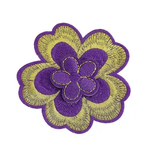 Фиолетовые двухэтажные вышитые аппликации с цветами