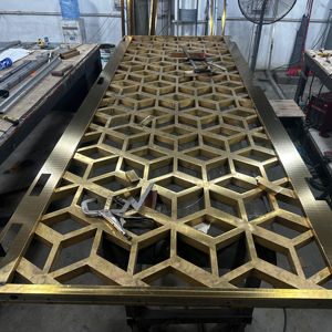 พาร์ติชั่นพับได้ทำจากอะลูมิเนียมหลากหลายขนาดและดีไซน์ตามสั่งแบบทันสมัย - Product Image 1