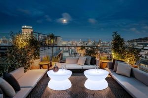 Dẫn thanh bàn ăn trang trí đồng hồ cát hình Patio Bảng di động sân bên ngoài Bàn cà phê tính năng với không thấm nước - Product Image 2