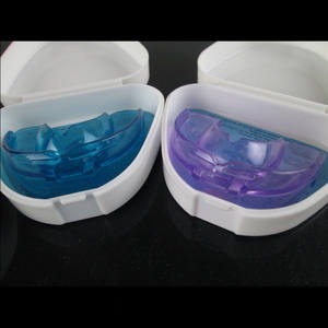 เครื่องมือจัดฟันแบบใส ไม่มีกลิ่นอับ สำหรับแก้ไขฟันยื่น พร้อมกล่อง - Product Image 2