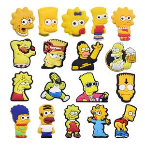 Clips de chaussures de dessin animé à succès, accessoires de chaussures en PVC souple 2D, ornements pour tongs, décorations amusantes de la famille <span class=keywords><strong>Simpson</strong></span> - Product Image 1