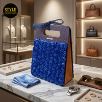 Sac en papier haut de gamme fait main avec incrustation florale double face, emballage de luxe, poignée en ruban, logo estampé or pour bougie