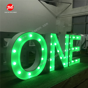 Articles de fête Enfants 1er <span class=keywords><strong>anniversaire</strong></span> Fête 4ft Led Chapiteau Lettre Table UN pour <span class=keywords><strong>1</strong></span> <span class=keywords><strong>an</strong></span> Décorations de fête d'<span class=keywords><strong>anniversaire</strong></span> sur le thème de la <span class=keywords><strong>jungle</strong></span> - Product Image 4