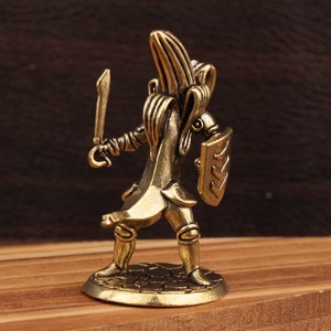 Figurine de guerrier banane en laiton avec guitare et bouclier, décoration de table pour la maison, ornement métallique fantaisie - Product Image 4