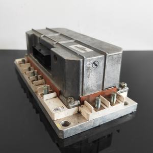 Piezas usadas Accesorios de montacargas <span class=keywords><strong>Linde</strong></span> eléctrico Conjunto de módulo de salida 3903605739 para <span class=keywords><strong>Linde</strong></span> 335 de 2017 - Product Image 2